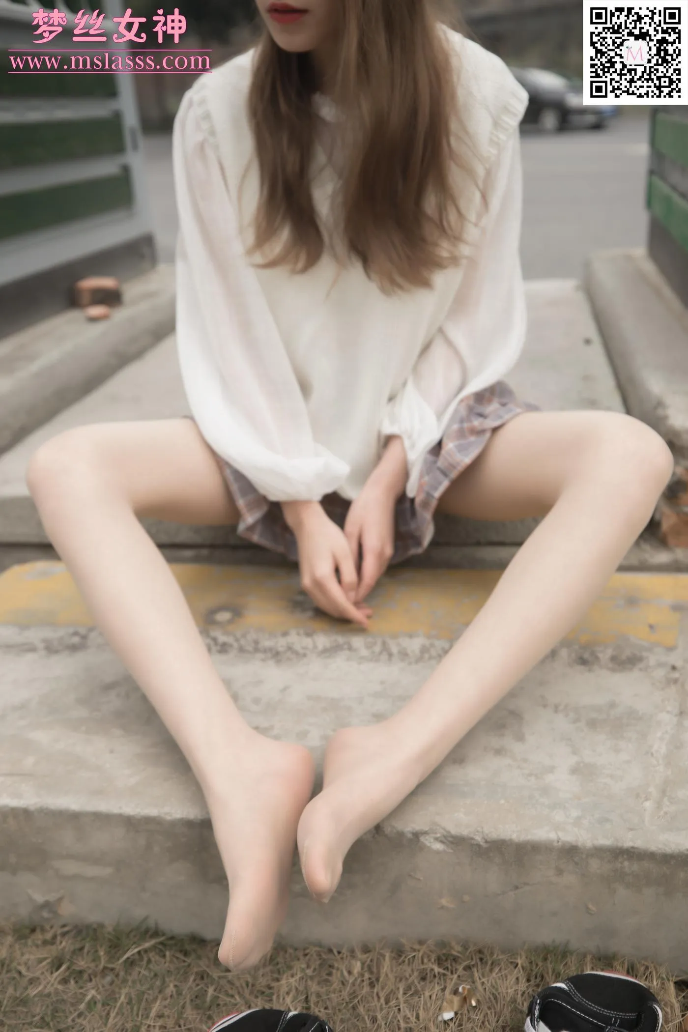 [MSLASS梦丝女神] 2020.03.10 NO.097 晓晓 女神的丝袜 [48P]插图3